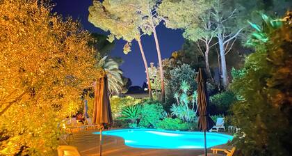 appartement T4 MISTRAL 100m2, avec terrasse 25m2, piscine , plage proche