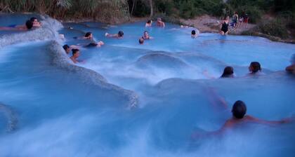 Il Seccatoio – Independent rustic house with valley view and natural pool