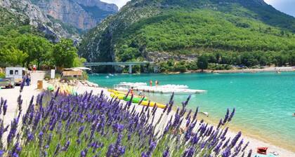 2 Rooms in the heart of Provence