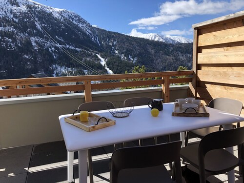 Appartement Vue Montagne - Grande Terrasse plein sud