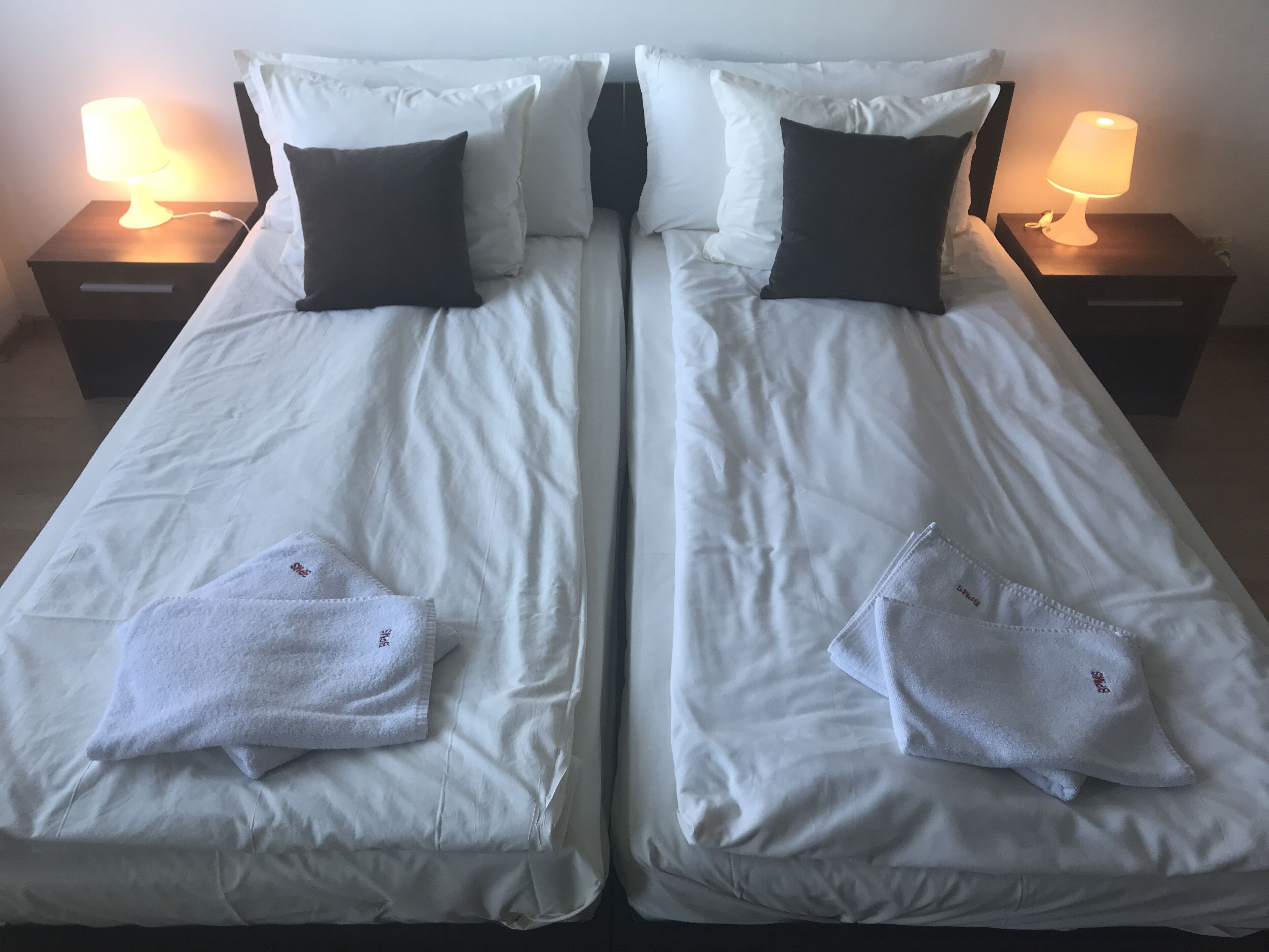 1 makuuhuone, ilmainen Wi-Fi, vuodevaatteet