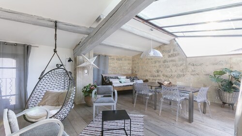 Spacieux duplex en coeur de ville avec sa piscine sur le toit