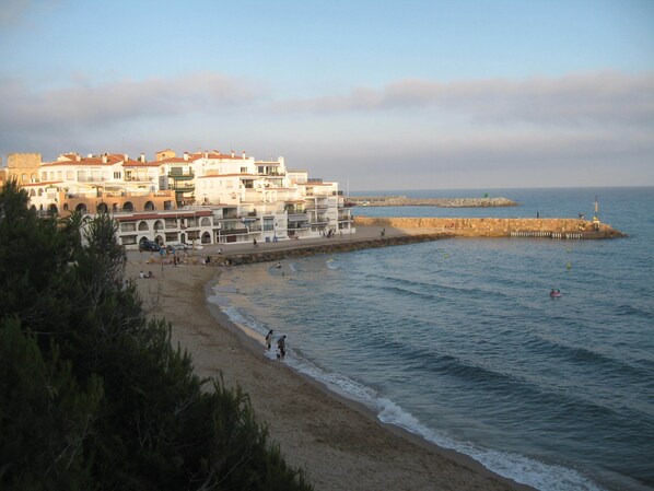 In Strandnähe, Liegestühle