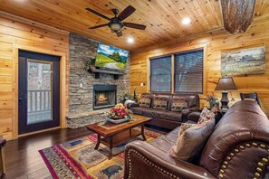 スマートテレビ、暖炉