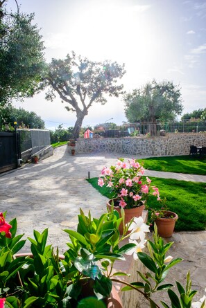 Jardines del alojamiento