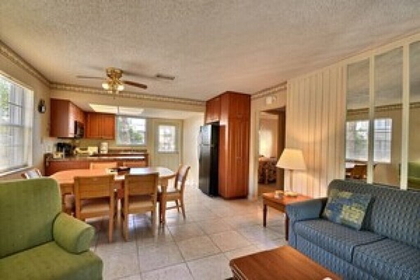 Fernseher, DVD-Player