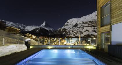 Nepomuk: 5 estrellas de lujo Chalet incluye 3 apartamentos con piscina al aire libre climatizada-