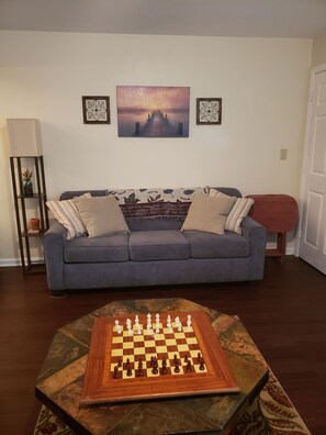 Smart TV, fireplace - Updated, 2 Bedroom Condo - Sleep 6 off of Price's Fork - 2 Night Minimum (Blacksburg)