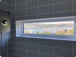 Interior - The Loft: Amazing views, parking & fantastic location! (Kingswear)