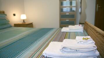 2 多间卧室、熨斗/熨衣板、WiFi、床单