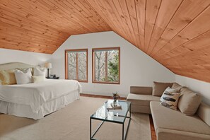 5 slaapkamers, een strijkplank/strijkijzer, reisbedje, wifi