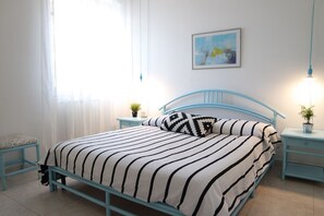 2 bedrooms, WiFi, bed sheets