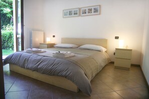 2 Schlafzimmer, Bügeleisen/Bügelbrett, WLAN, Bettwäsche