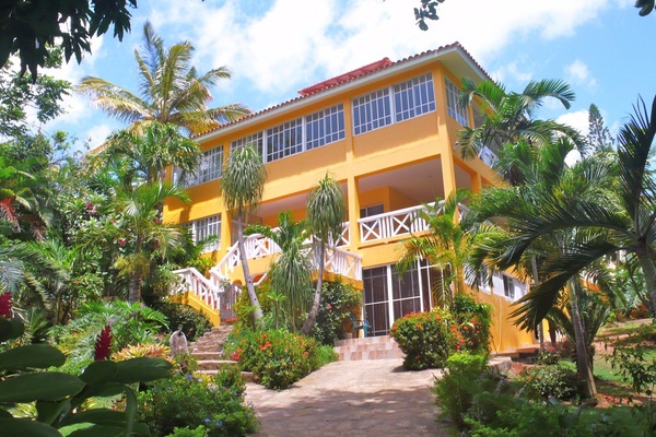 House with 3 vacation rental units.