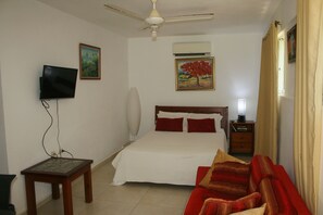 1 bedroom, WiFi, bed sheets -  Studio AC  In A Tropical Garden, 2 minutes walk to the beach (Puerto Plata)
