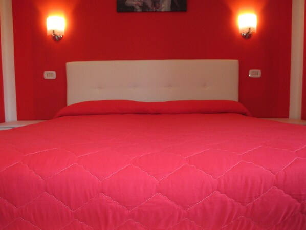 1 bedroom, in-room safe, iron/ironing board, WiFi