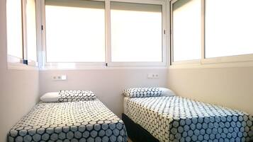 3 bedrooms, WiFi, bed sheets