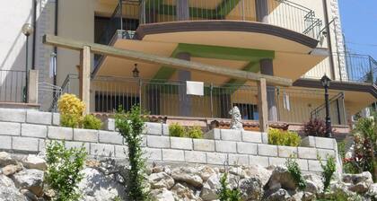 Sulmona -Abruzzo- Prezza -Rural Central Italy Villa