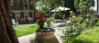 Hill of Alba / Langhe / Roero- Romantic historic home- 7 nights special offer