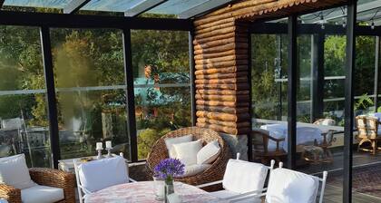 Las Mercedes Lodge is property located in the mountains sourrounding Cali.