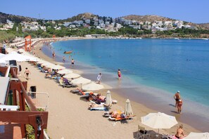 Beach - Architect's House with stunning sea view by JJ Hospitality- (Vari-Voula-Vouliagmeni)