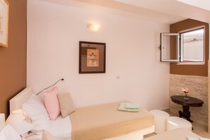1 bedroom, WiFi, bed sheets - Guest House Ćuk - Standard Double or Twin Room (Dubrovnik)