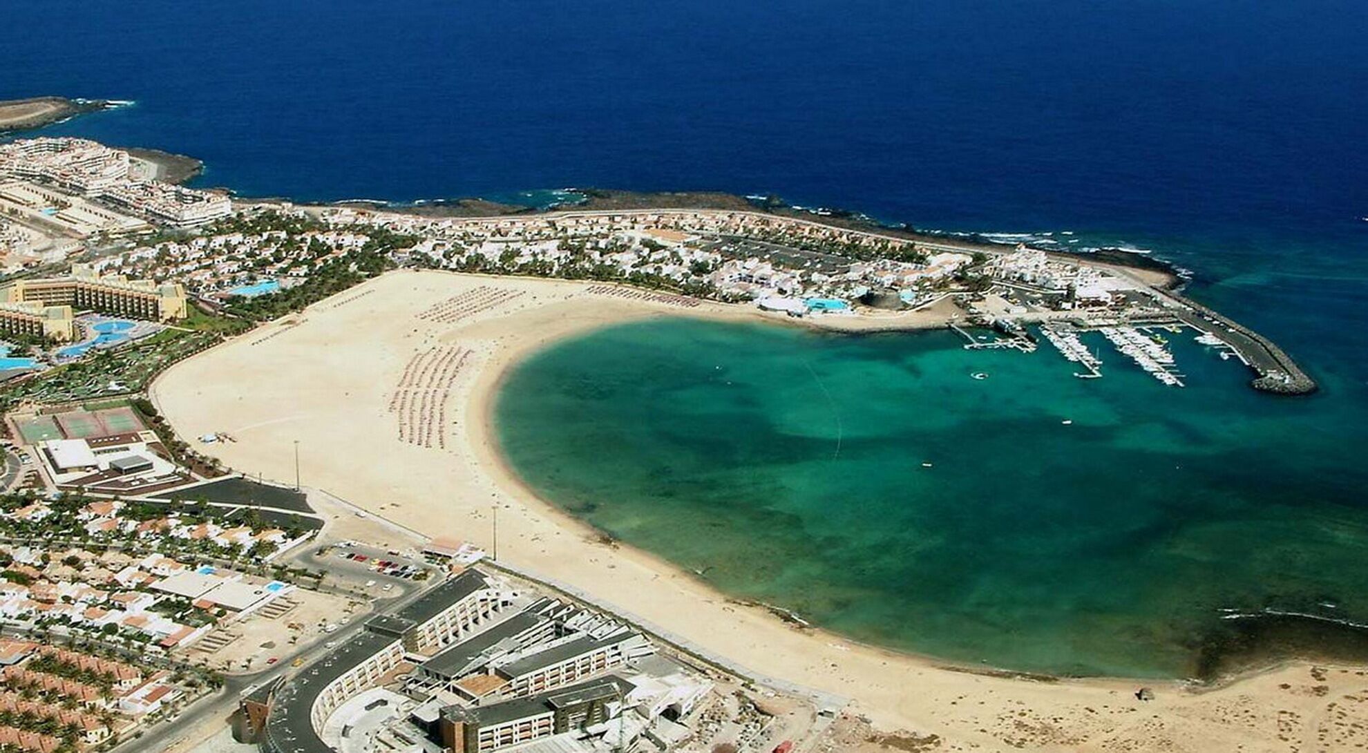 Laguna 4 km from the house