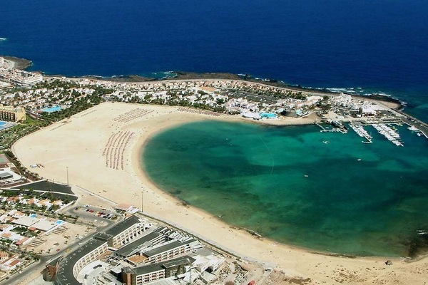 Laguna 4 km from the house