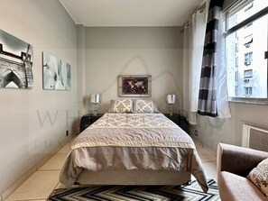 3 bedrooms, iron/ironing board, WiFi, bed sheets - Come relax and enjoy Rio in Modern Ipanema Luxury! (Rio de Janeiro)