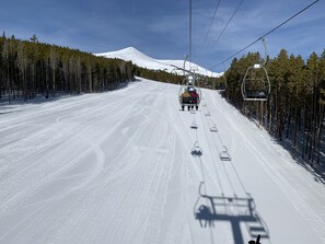 Sci e sport sulla neve