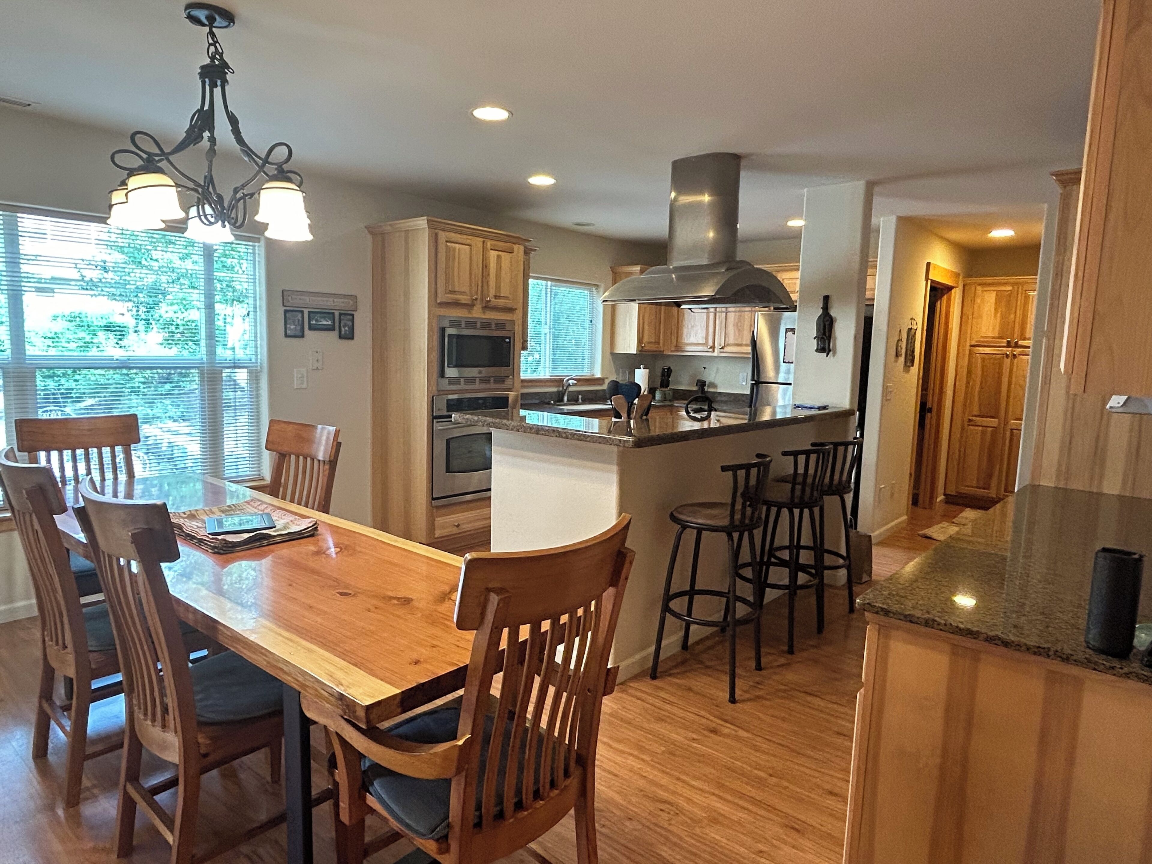 Great Location - close to Truckee Regional Park - Looking for Ski Lease