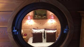 3 Schlafzimmer, Zimmersafe, BĂŒgeleisen/BĂŒgelbrett, Reisekinderbett