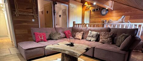 Een smart-tv, videogames, boeken en een filmbibliotheek