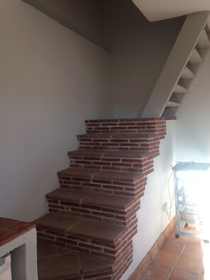 Interior - Quercy stone dovecote - sleeps 2 (Roquecor)