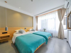 Individually decorated, blackout curtains, soundproofing, free WiFi