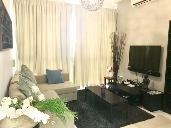 TV