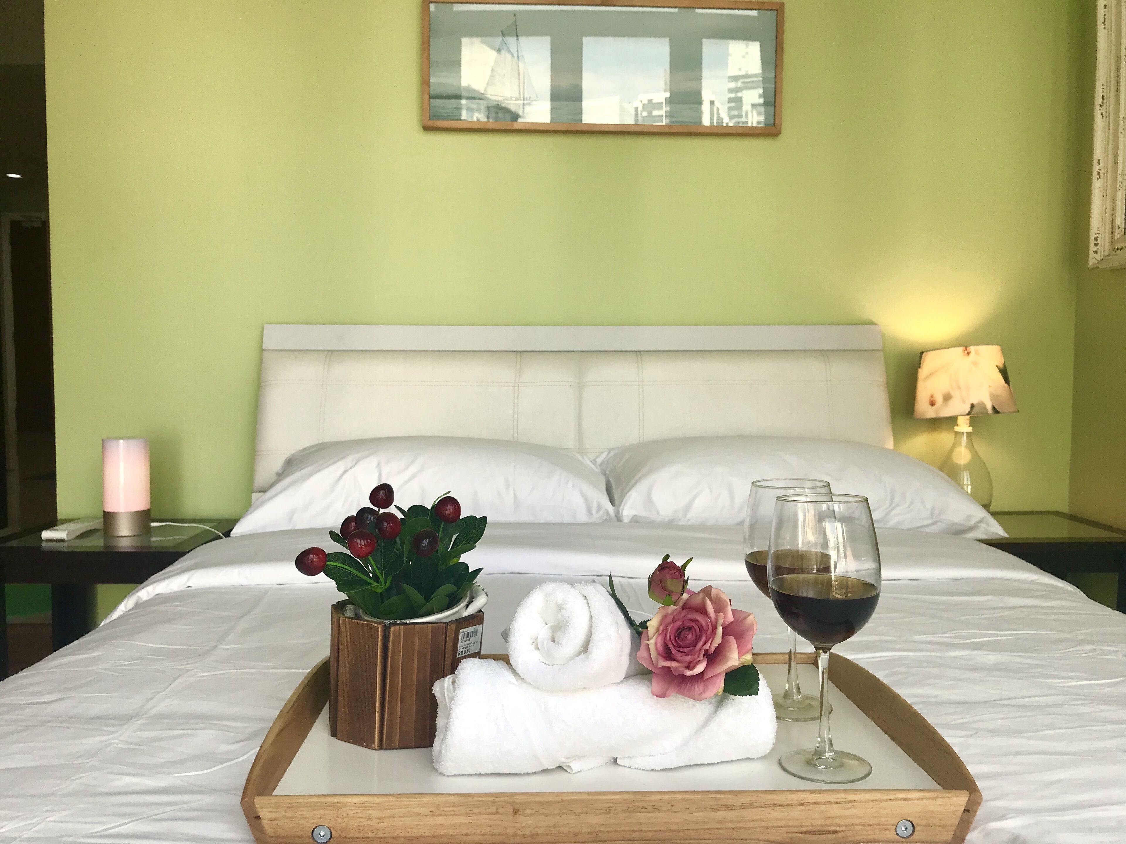 2 chambres, fer et planche à repasser, Wi-Fi, draps fournis