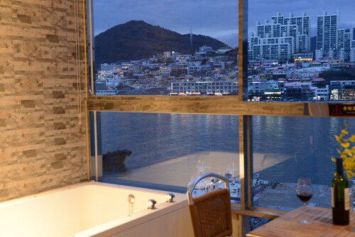 Yeosu Lium Spa Hostel