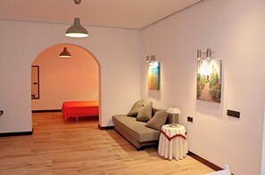 1 bedroom, iron/ironing board, bed sheets