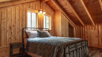 2 makuuhuonetta, vuodevaatteet