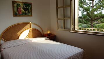 4 chambres, fer et planche Ă  repasser, Wi-Fi gratuit, draps fournis