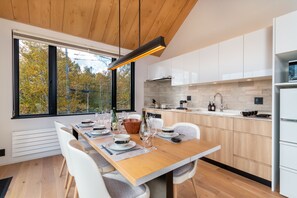 Resortwoning, 2 slaapkamers | Dineerruimte