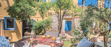 Servei de restauració a l'aire lliure