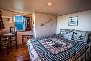 2 Schlafzimmer, Reisekinderbett, kostenloses WLAN, Bettwäsche