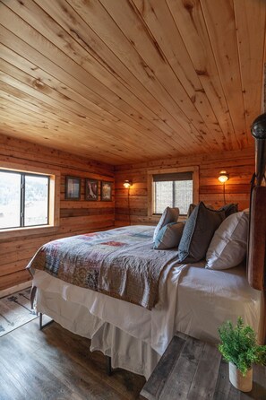 2 bedrooms, bed sheets