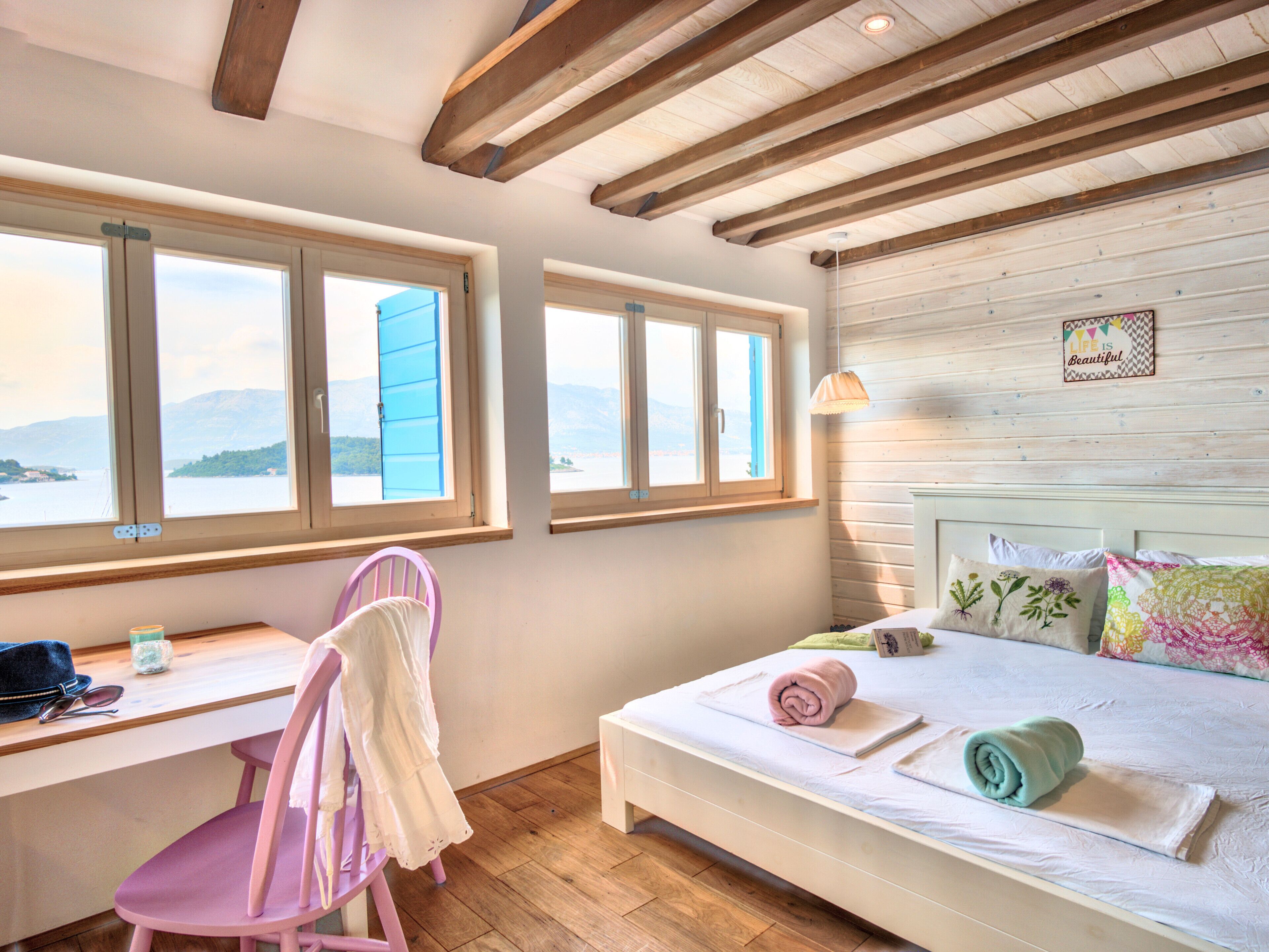 Iron/ironing board, travel cot, WiFi, bed sheets