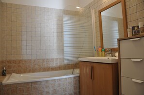Hair dryer, towels - Holiday in Arles: Apartment with exceptional view of the Théâtre Antique (Arles)