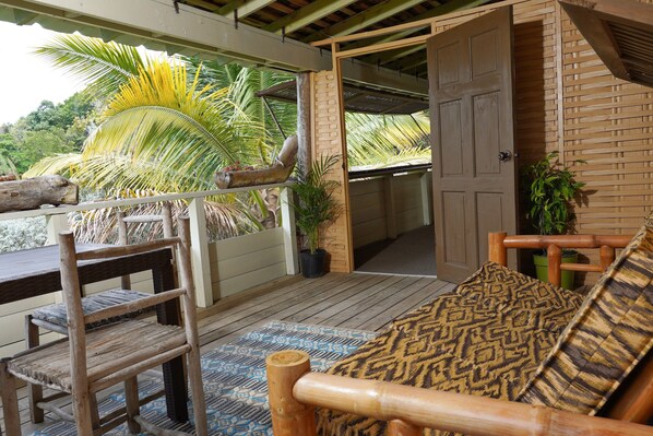 Terrace/patio - Amazingly Affordable Savings "Rustic Jamaican Vibes" on Ocean Front, Selecluded (St. Mary, Jamaica)
