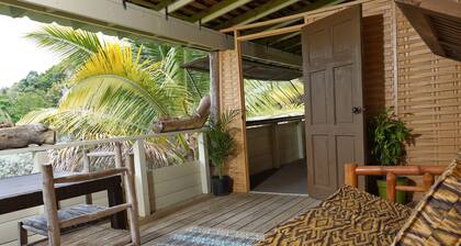 Amazingly Affordable Savings "Rustic Jamaican Vibes" on Ocean Front, Selecluded