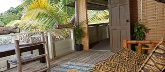 Amazingly Affordable Savings "Rustic Jamaican Vibes" on Ocean Front, Selecluded